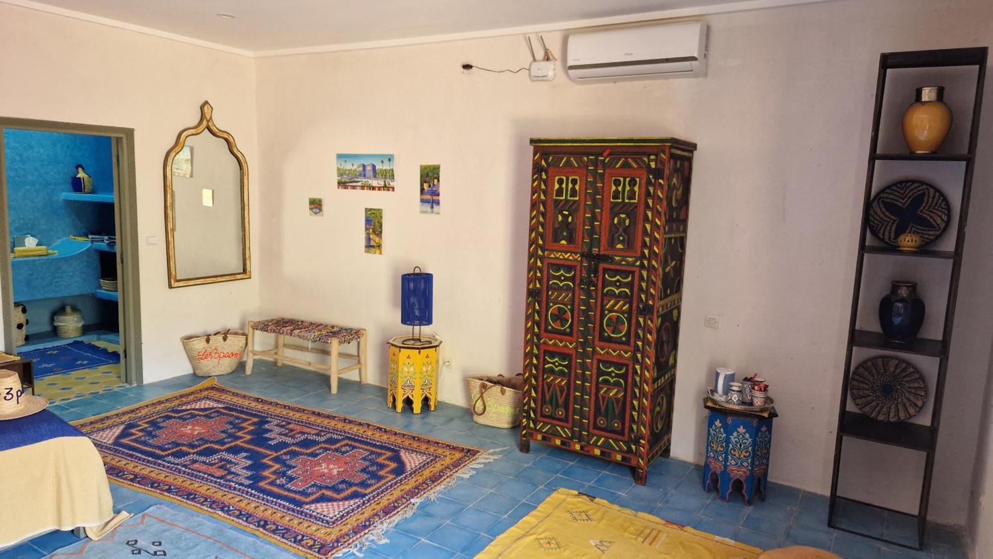 Les Trois Paons Bed & Breakfast ทารัวแดนท์ ภายนอก รูปภาพ